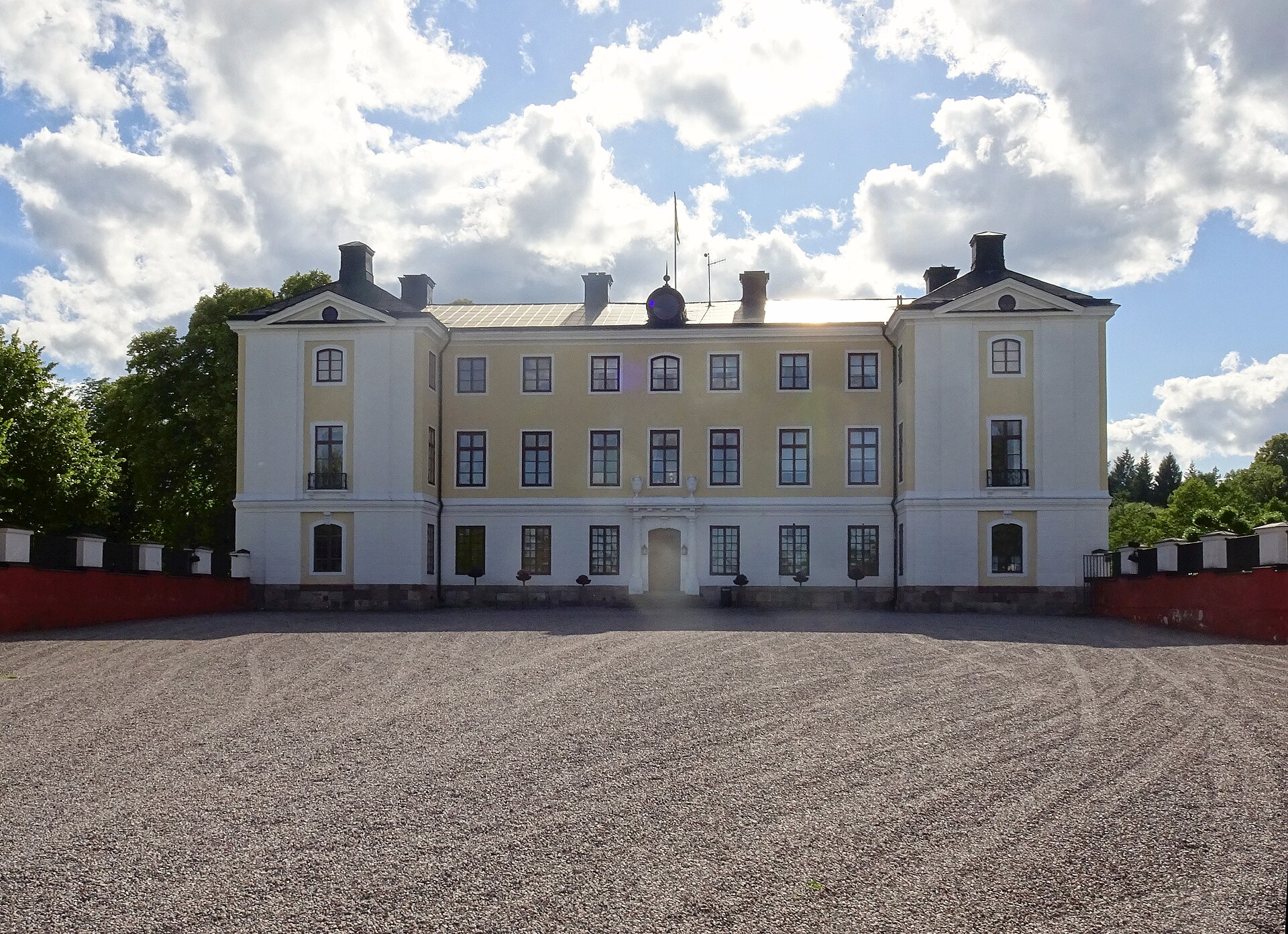 Forsmarks herrgård — byggnaden, inte såten och inte kärnkraftverket