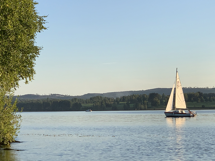 Sjön Fryken i Sunne — sjön i samhället, inte VVO-remsan mellan Fryken och Visten