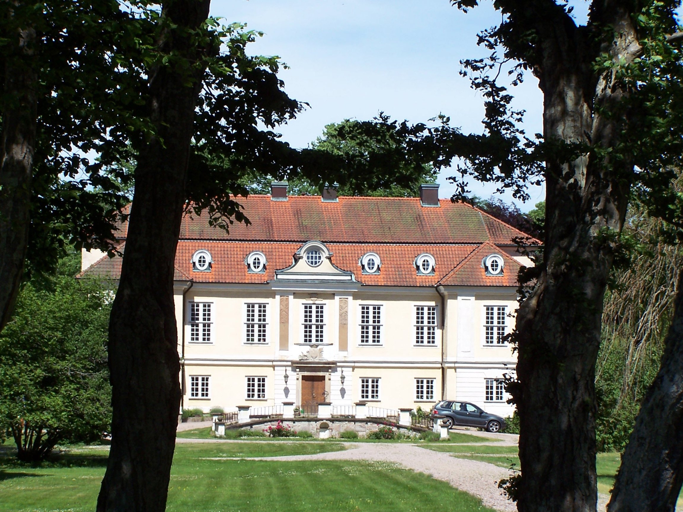 Johannishus slott — byggnaden, inte drevet