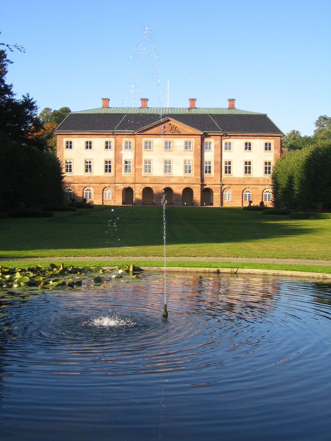 Övedsklosters slott — byggnaden, inte såten