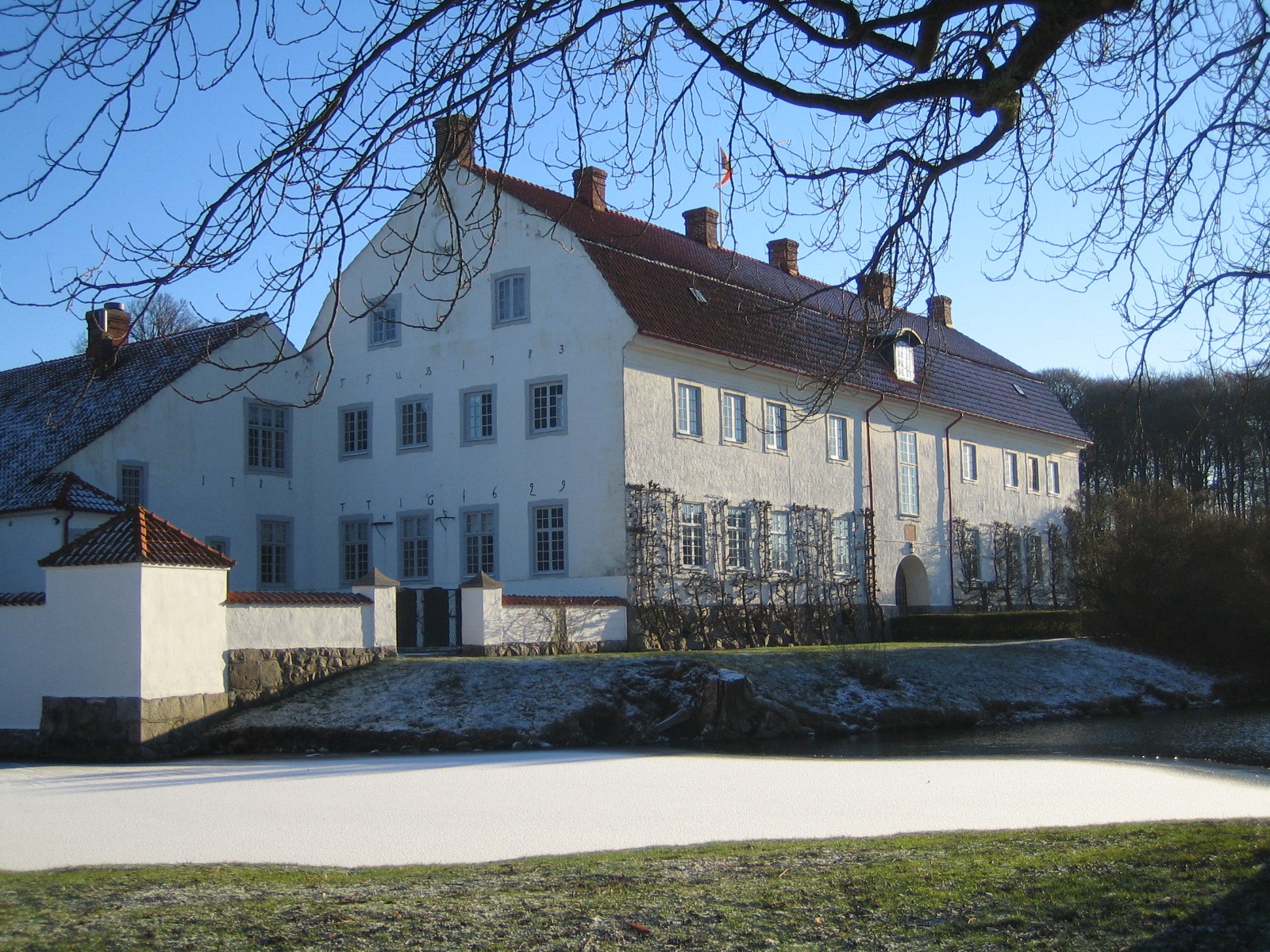 Skabersjö slott — byggnaden, inte såten