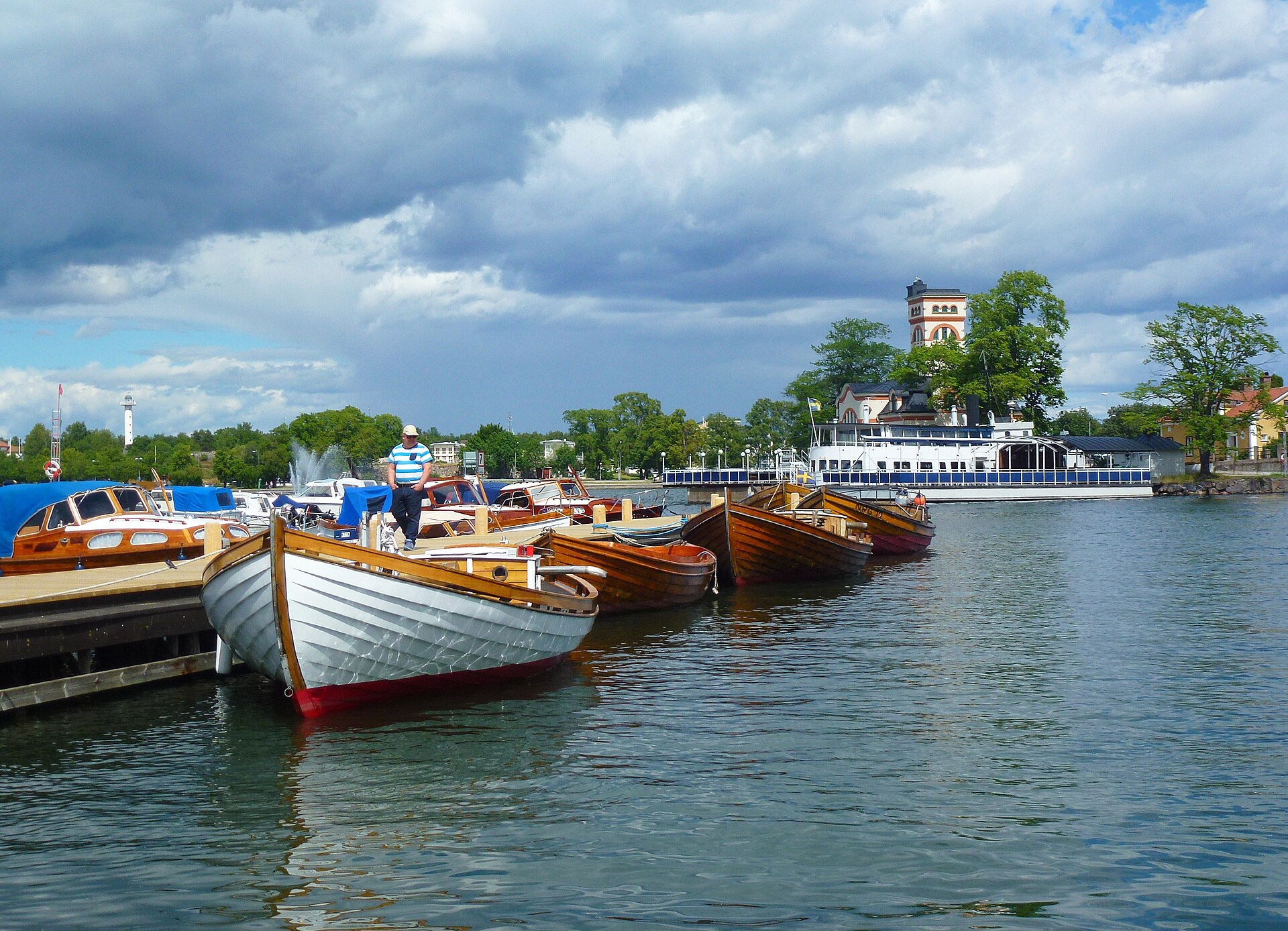 Västerviks hamn — kusten, inte Odensvi och inte Ogestads pass